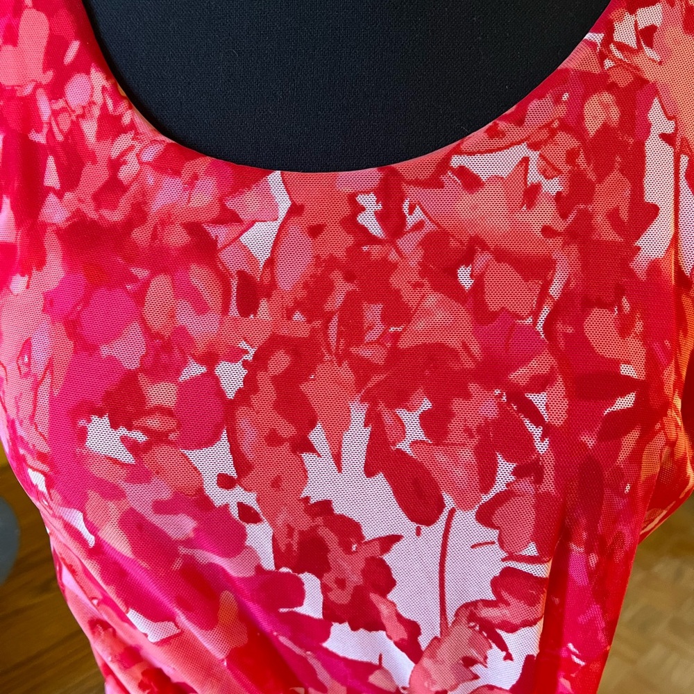 🌷 Tahari Pink and Red Ruched Sheath Midi Dress - NWT - Picture 4 of 9